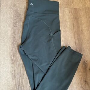 Lululemon smoked spruce 25” size 8 leggings